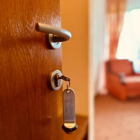 Hotel Ada 3*