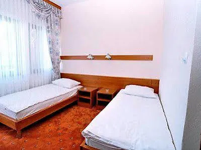 Ada Hotel 3*